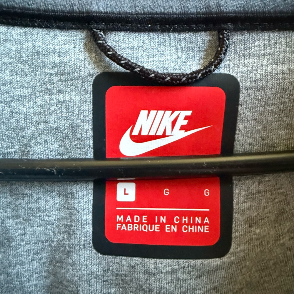 Men's Brand New Nike Tech Fleece Repel Windrunner Jacket - Picture 5 of 6